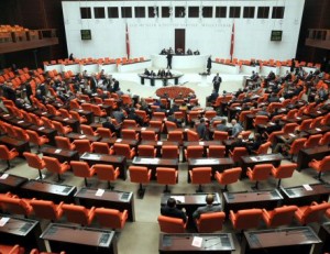 Yeni yasama yılı yarın başlıyor