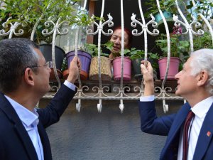 CHP Grup Başkan Vekili Özgür Özel ve milletvekilleri Muammer Keskin'e destek için Şişli’ye geldi