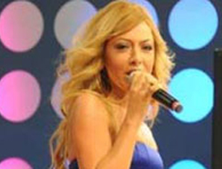 Hadise Makedonya'yı coşturdu!