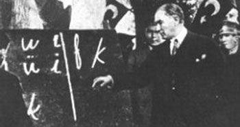 "Atatürk yok sayılıyor''