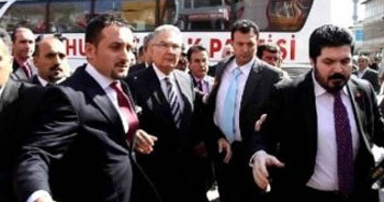 Baykal’a saldırı görevinden etti