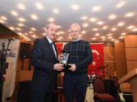İnönü yine kendi ekibi tarafından ‘Satış’ a getiriliyor