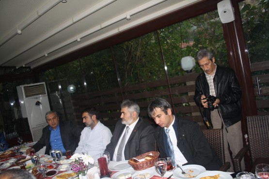 Sisli'de tüm siyasi partiler tarihi bir toplantı i 3