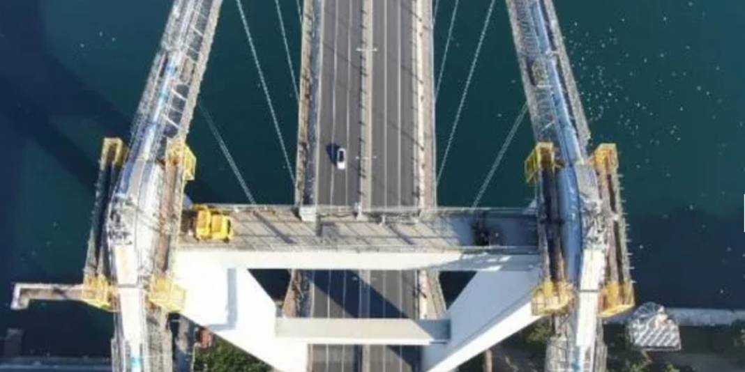 İstanbul’da, sokağa çıkma yasağında köprü! 1