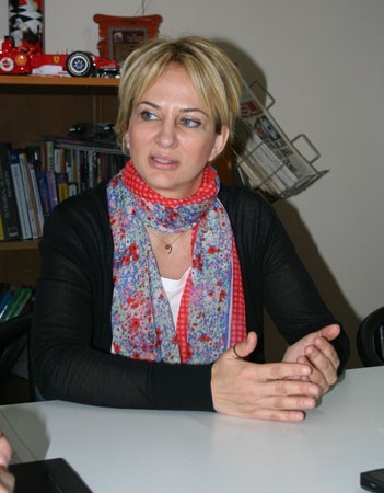 Aylin Kotil 3