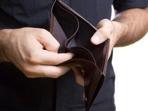 Bir Ailenin Asgari Geçim Ücreti 2 Bin 154 Lira