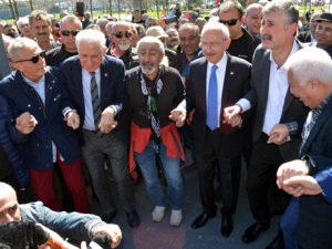 Kılıçdaroğlu, Muammer Keskin ile horon oynadı