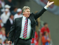 Terim Hiddink gibi sevinse