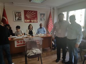 Cumhuriyet Mahallesi’nde Kırmızı ve Yeşil liste yarıştı