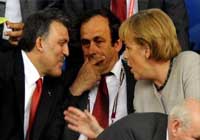 Abdullah Gül, Merkel'le ne konuştu?