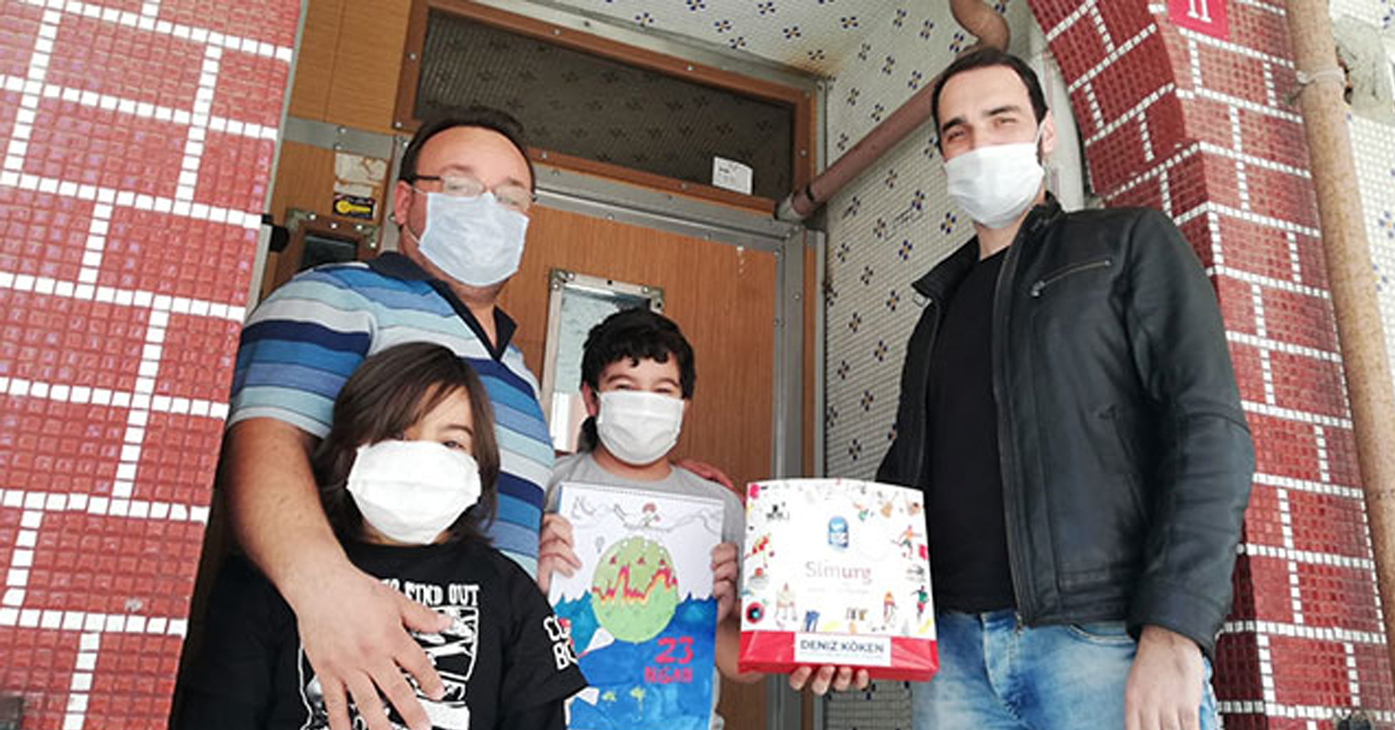 Resim yarışmasının kazananları ödüllerini aldı