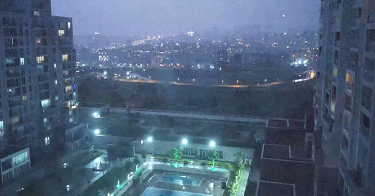İstanbul’da şimşekler geceyi aydınlattı