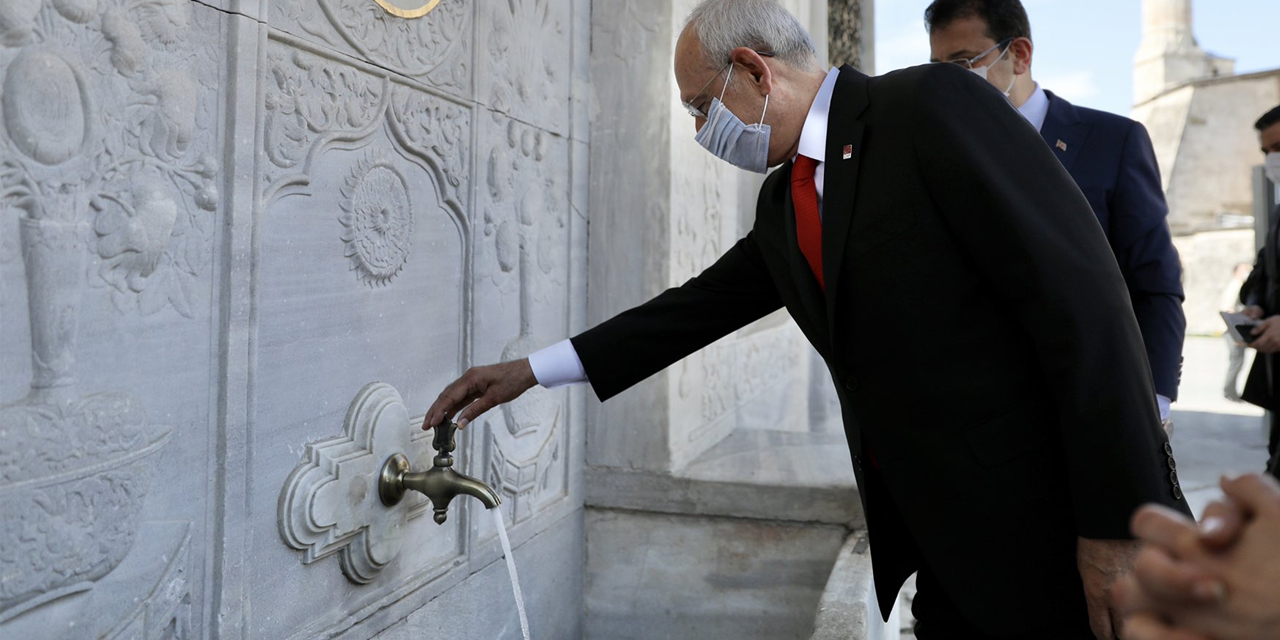 Kılıçdaroğlu, Kaftancıoğlu ve İmamoğlu 3’ncü Ahmet Çeşmesi’ni ziyaret etti