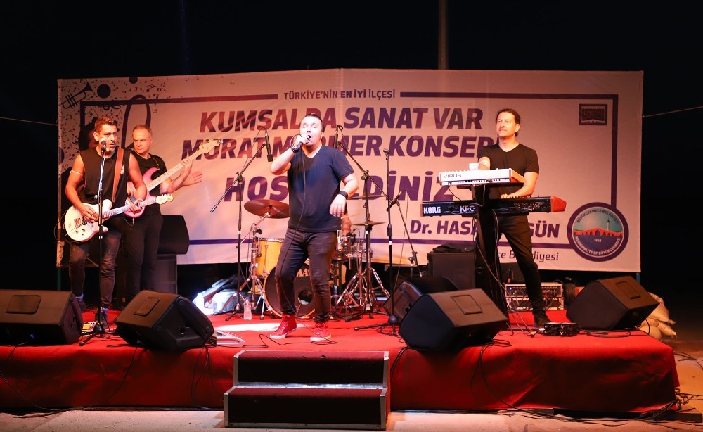 Kumsalda Murat Mermer coşkusu
