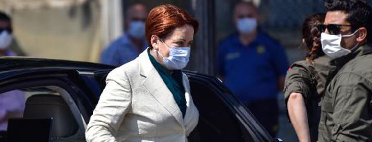 Akşener'den Ayasofya ziyareti