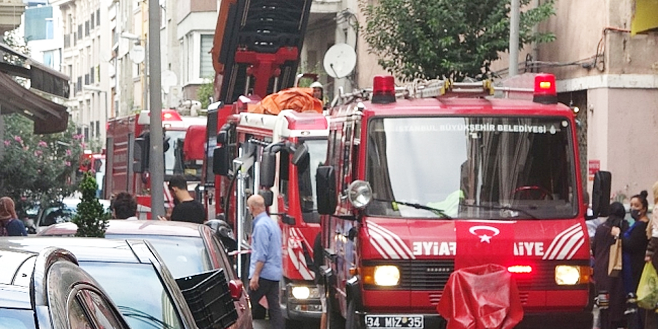 Şişli'de bir restoranda çıkan yangın panik yarattı!