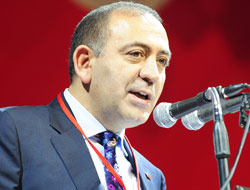 Tekin'den Topbaş'a sert tepki