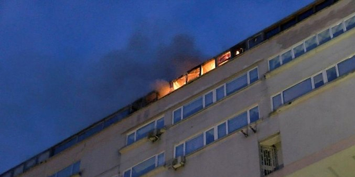 Şişli Perpa'daki bir restoranda yangın çıktı!