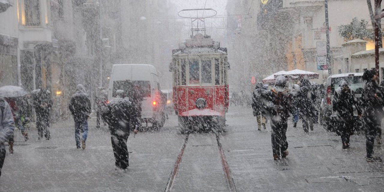 İstanbul'da Pazartesi ve Salı günü için kar alarmı verildi!