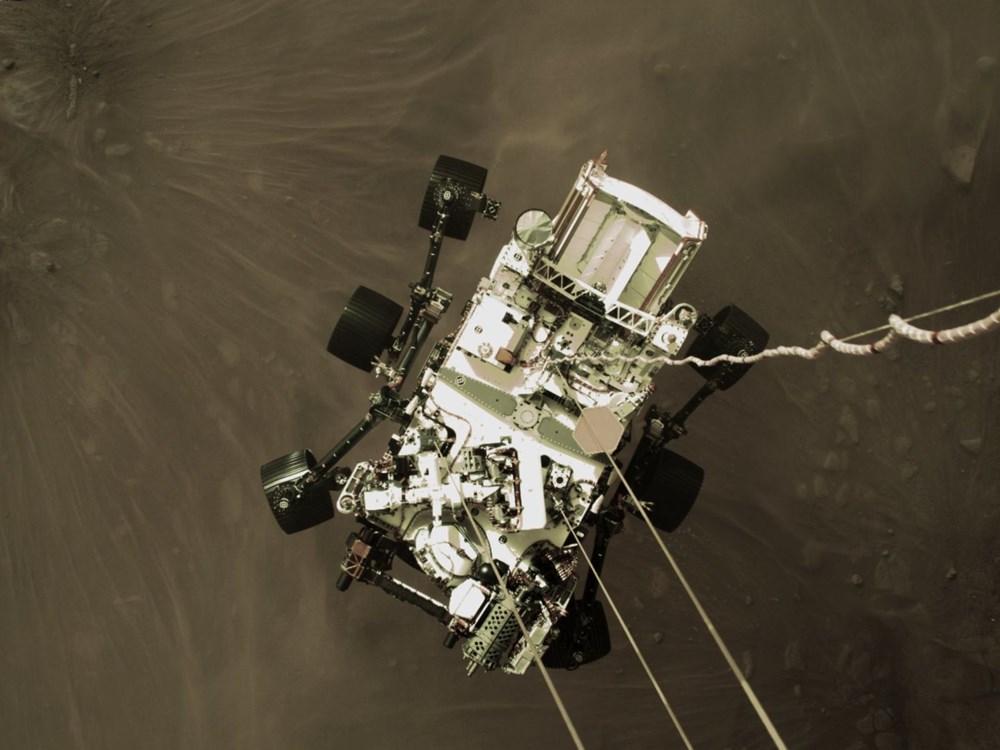 NASA, Mars'tan yeni fotoğraflar paylaştı