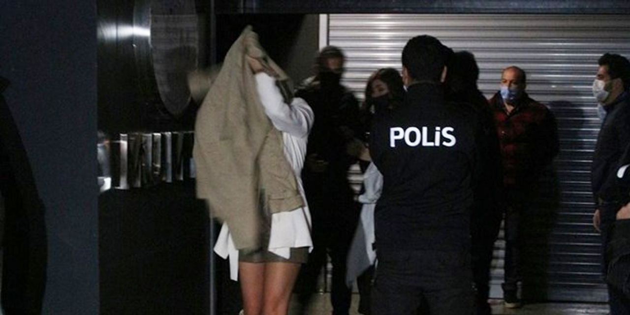 Şişli'de gece 03.00'te yapılan baskında ünlü restorandan 30 kişi çıktı!