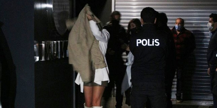 Şişli'de gece 03.00'te yapılan baskında ünlü restorandan 30 kişi çıktı!