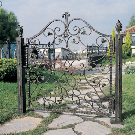 Ferforje Kapı Yardımıyla Modaya Uygun Bir Açıklama Nasıl Yapılır?