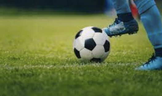 Aliağa Petkimspor 4 galibiyet ve 1 mağlubiyet alarak liderlik koltuğuna oturdu