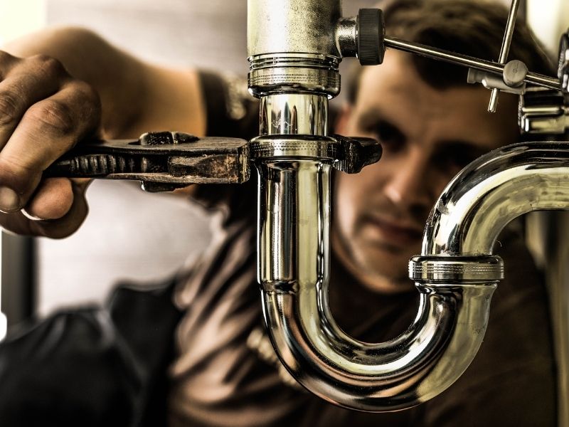 Su Tesisatçısı ve Tesisat Hizmetleriyle İlgili Bilmeniz Gerekenler