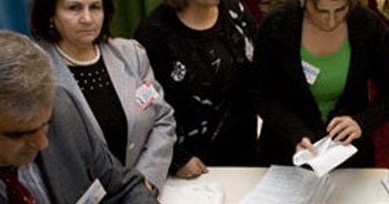 vAzerbaycan seçimlerine itiraz