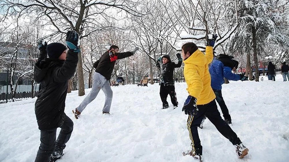 İstanbul'da yarın okullar tatil