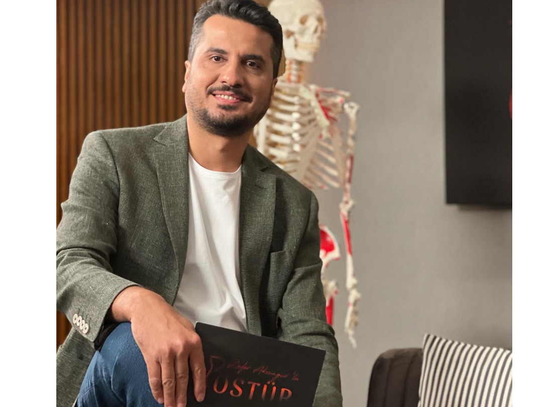 Ofiste Yanlış Oturuyor Olabilirsiniz: Fizyoterapist Zafer Aksungur’dan Boyun ve Bel İçin Kritik Uyarılar