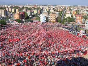 Hafta sonu siyasetin merkezi İstanbul!