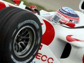İstanbul GP'yi Jenson Button bitirdi