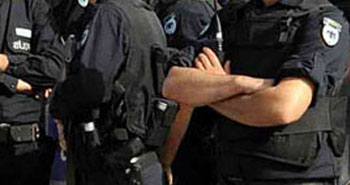 İstanbul sokak sokak polise zimmetleniyor