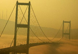 İstanbul boğazı trafiğe kapatıldı