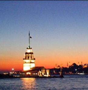 Ünlü dergi İstanbul'a 2 sayfa ayırdı