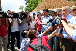 Polonya’dan gelen hibrid sistemli iki otobüs metrobüs hattında denendi.