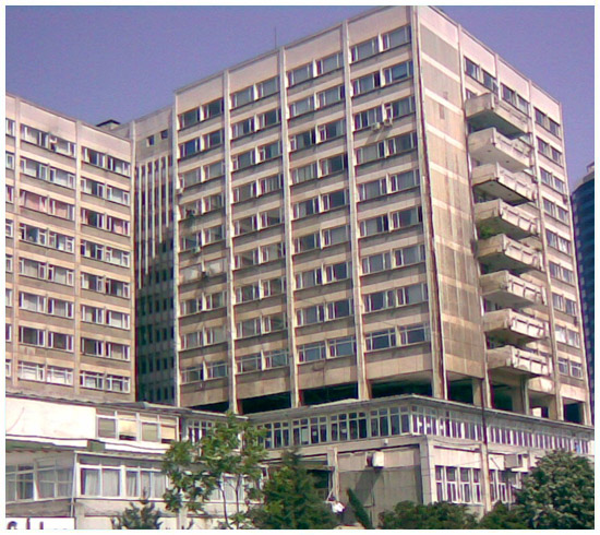 ŞİŞLİ ETFAL TAŞINIYOR....