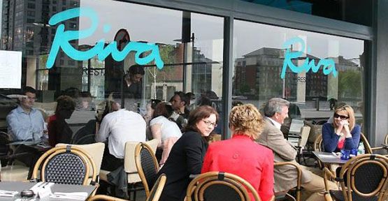 Mavi ve yeşilin buluştuğu nokta: RİVA RESTAURANT