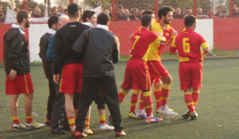 Taksimspor-Zeytinburnuspor maçı tatil edildi