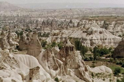 KAPADOKYA'NIN ALTI, YERALTI ŞEHİRLERİ İLE KAPLI