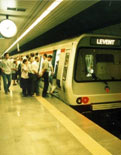 Metroda darbe yapıldı!