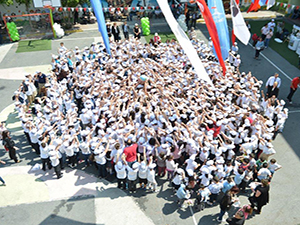 Şişli’de “Çevre İçin Çocuklar El Ele Tutuşma” Rekoru Kırdı