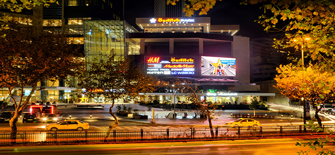 ÖzdilekPark İstanbul'da Shopping Fest Rüzgarı Esecek