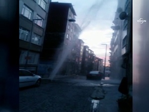 Şişli'de su borusu patladı