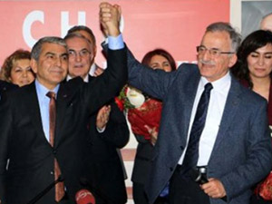Cemal Canpolat CHP İstanbul İl Başkanlığı'nı devraldı