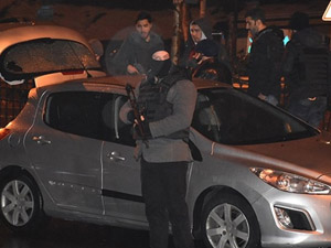 Şişli'de 'dur' ihtarına uymayan araca polis ateş açtı