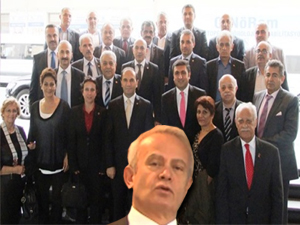 İnönü gündemin kendi olduğu özel davet ettiği muhtarlar toplantısına katılmadı
